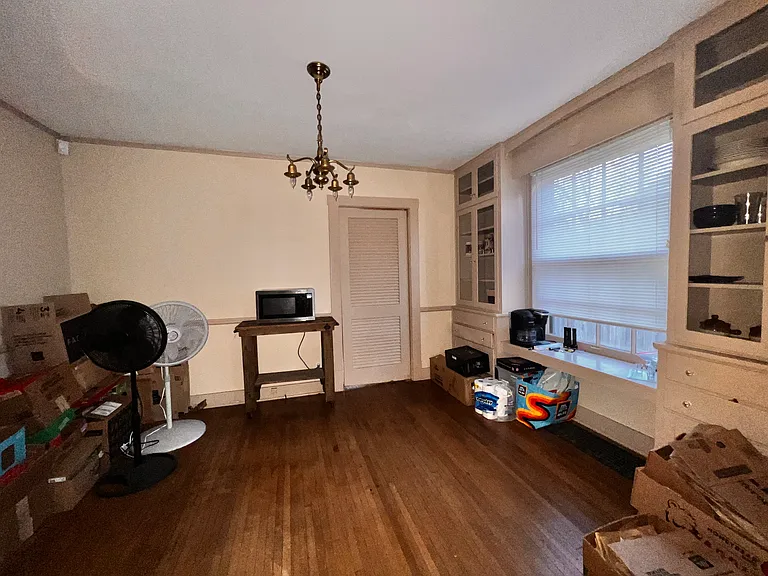 1319 S Fremont Ave — Photo 11