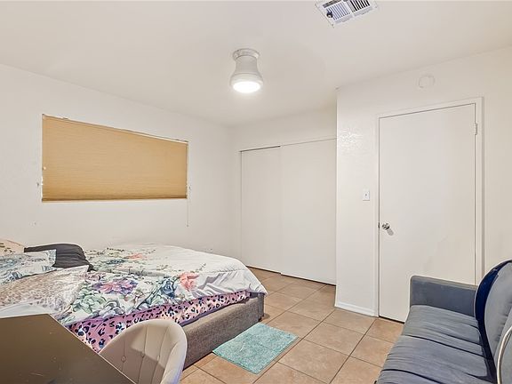 3rd image of 362 Riverfront Drive