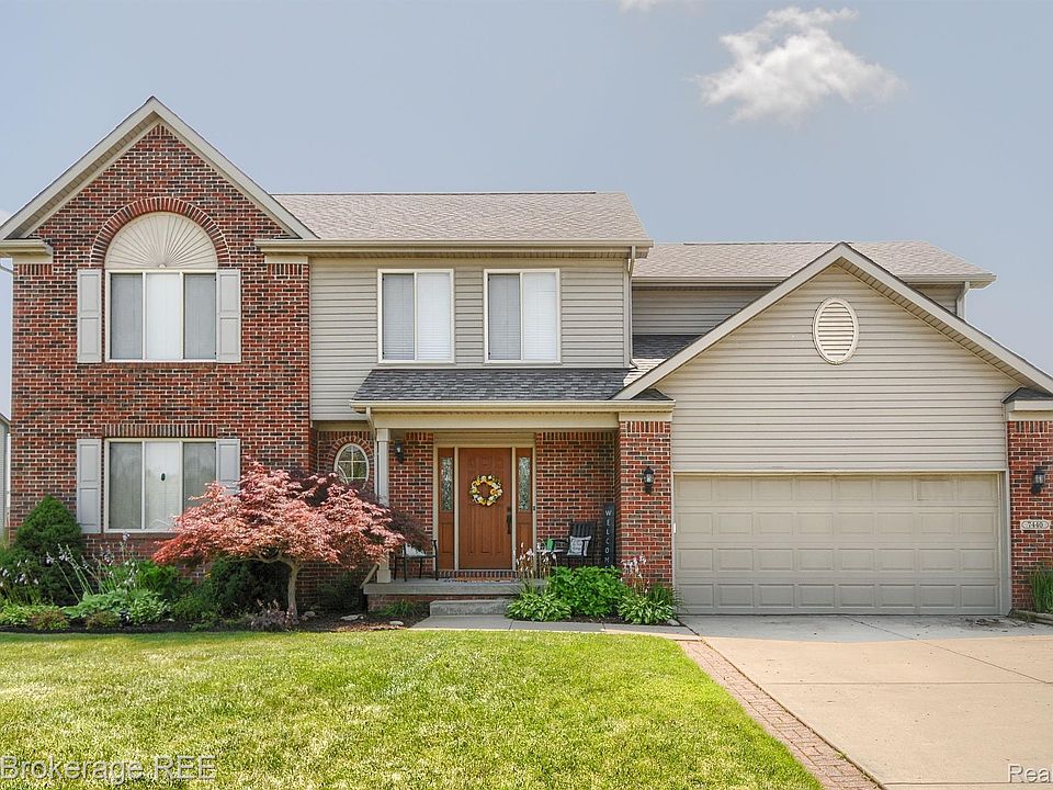 1st image of 7440 Waterfall Dr