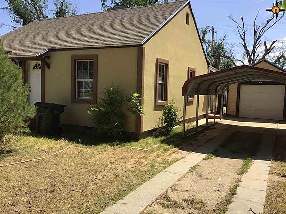 2nd image of 608 N Ash St