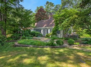 1062 Shore Rd, Cape Elizabeth, ME 04107