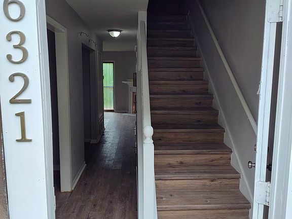 Foyer / Hallway