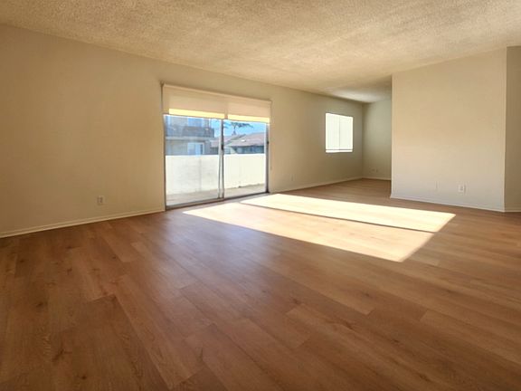 4th image of 10138 Palms Blvd APT 21
