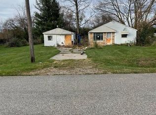 1171 Dunkirk Ave, Mount Morris, MI 48458