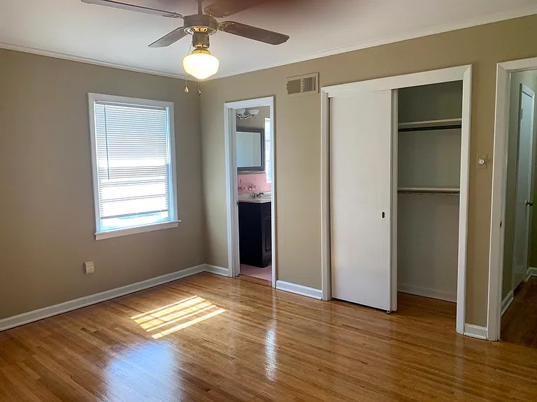 5137 Whitehall Ave — Photo 23