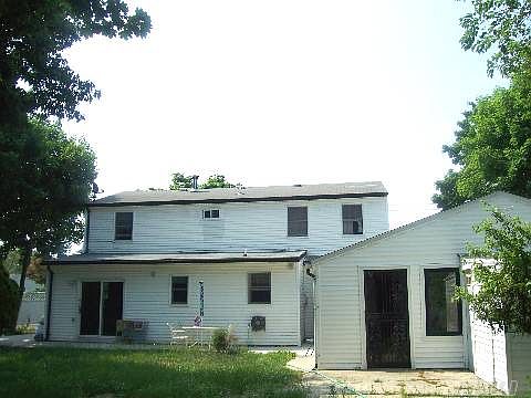 2nd image of 29 Leahy Ave