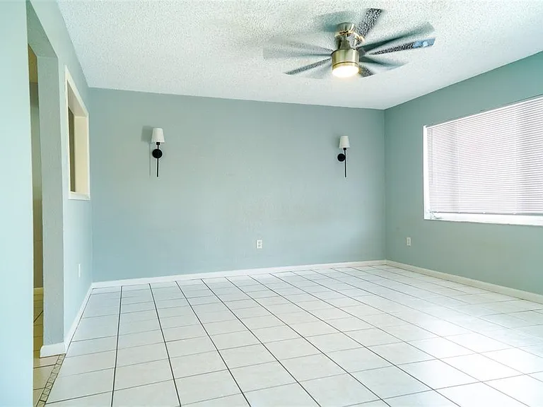 3139 Iverson St — Photo 4