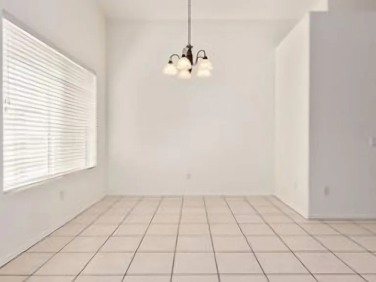 6373 W Irma Ln — Photo 9