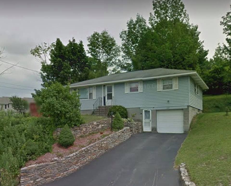 4301 Milton Ave, Camillus, NY 13031 Zillow
