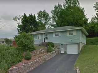 4301 Milton Ave, Camillus, NY 13031