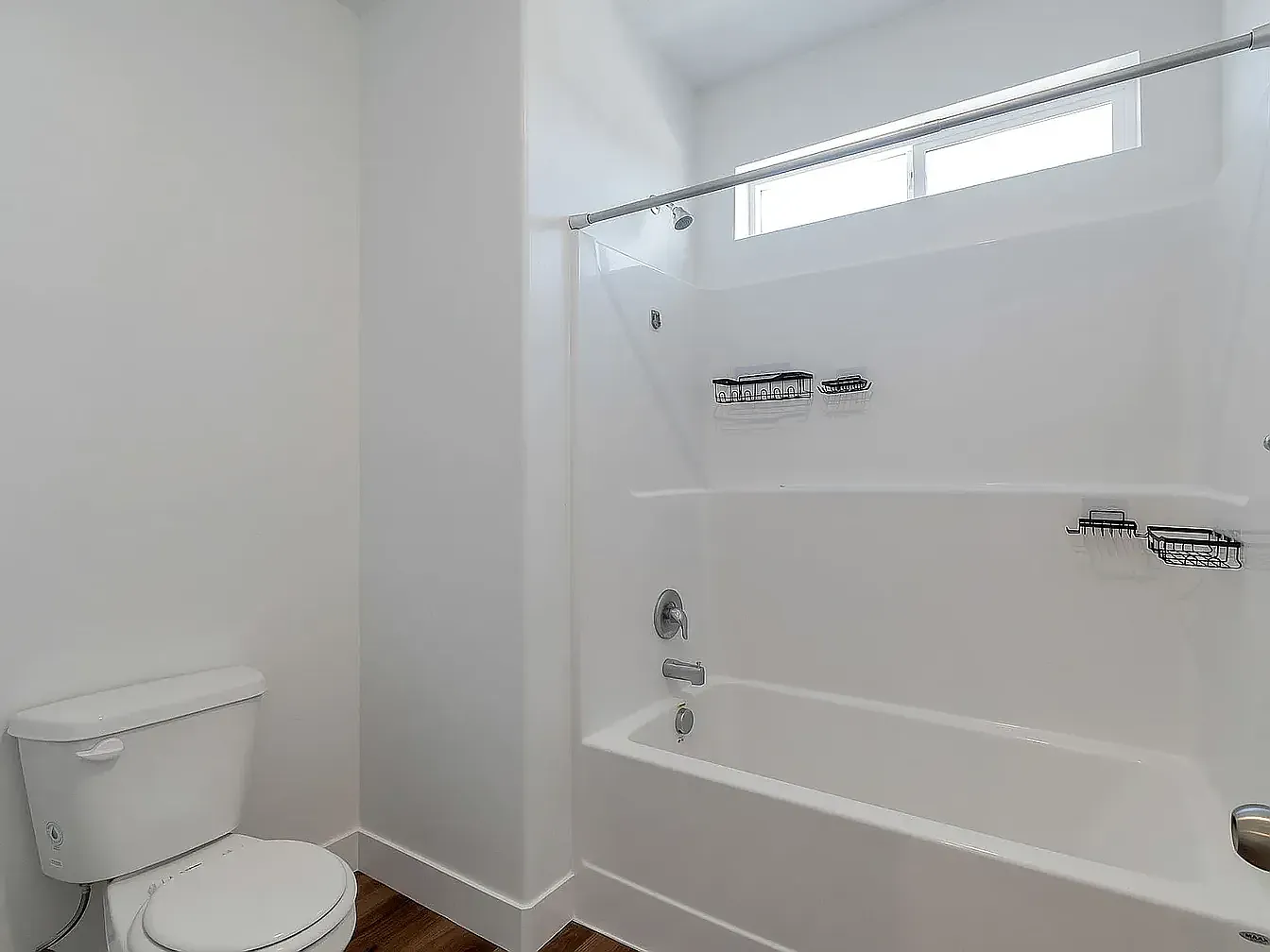 3 bed, 1272 sqft, $1,800 — Photo 3