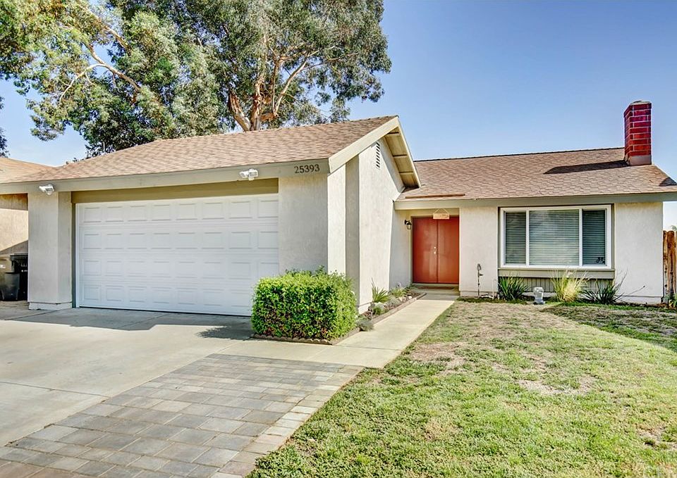 1st image of 25393 Las Palomas Dr