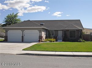 3rd image of 2206 Inglewood Dr