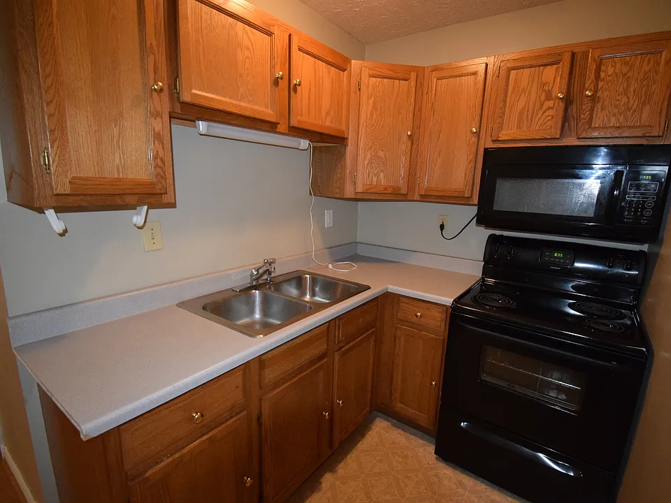 113-1 Hagerman Ct