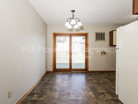 3rd image of 537 Scott County Rd APT H