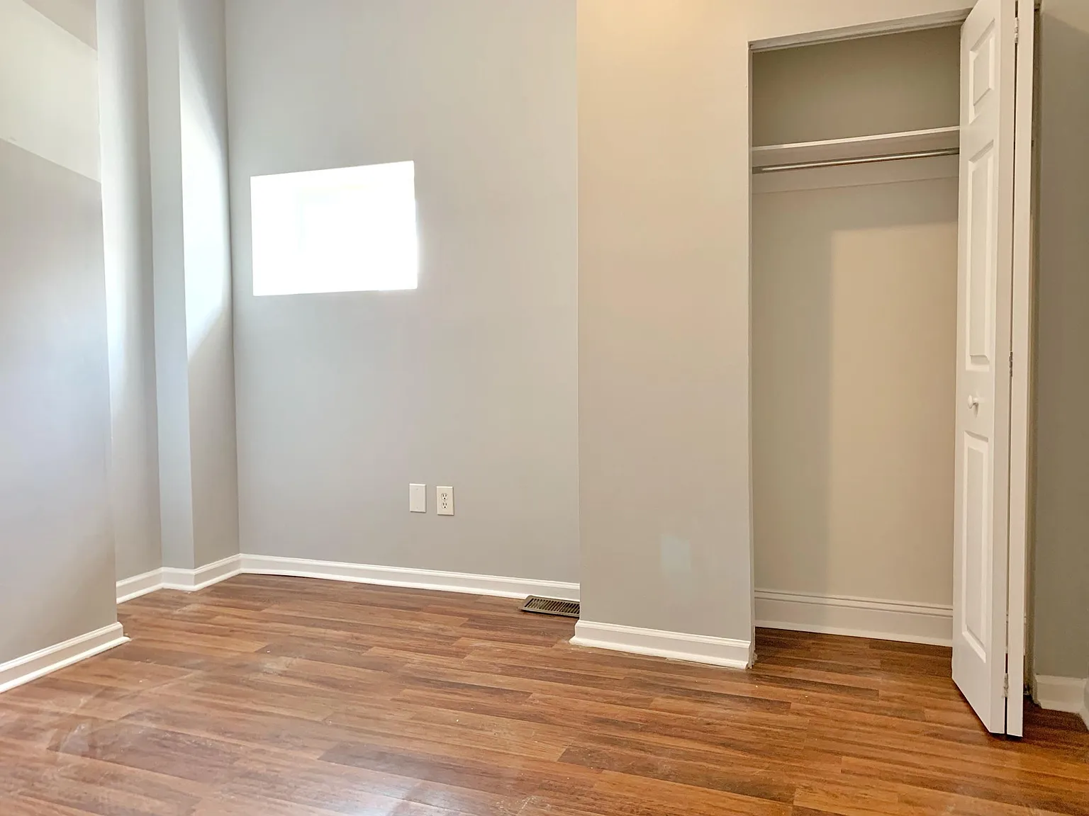 2 bed, 960 sqft, $1,550 — Photo 4