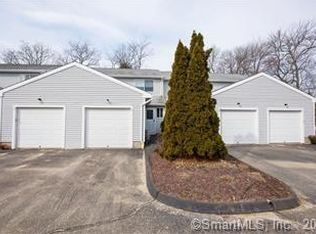 60 Coleman St APT 3, East Haven, CT 06512