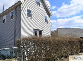 7 Water St, South River, NJ