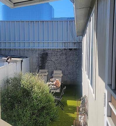 3rd image of 15621 Beach Blvd Space 40A