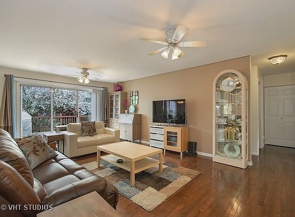 2nd image of 1858 Mission Hills Dr
