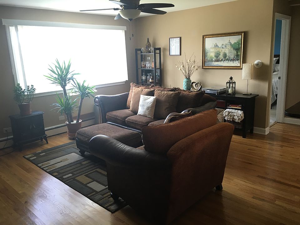 1st image of 7100 Laverne Ln APT 9