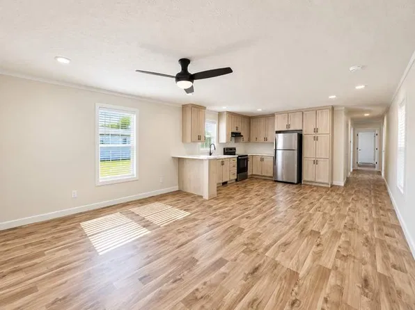 122 Chickadee Ln #20, Windsor, VA 23487