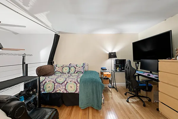 Sold by Douglas Elliman | media 7