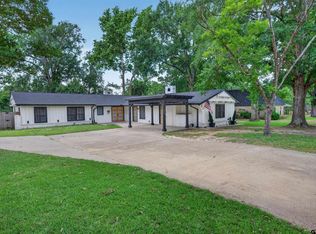 902 Ward Ln, Athens, TX 75751