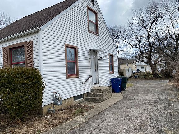 2nd image of 2490 Renwood Pl