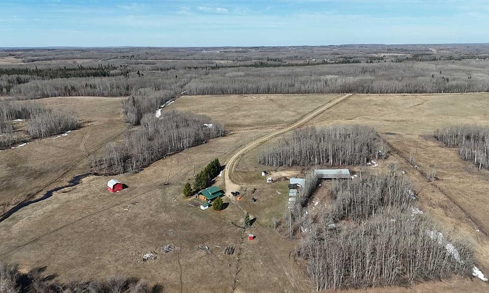 1st image of 67317 Range Rd