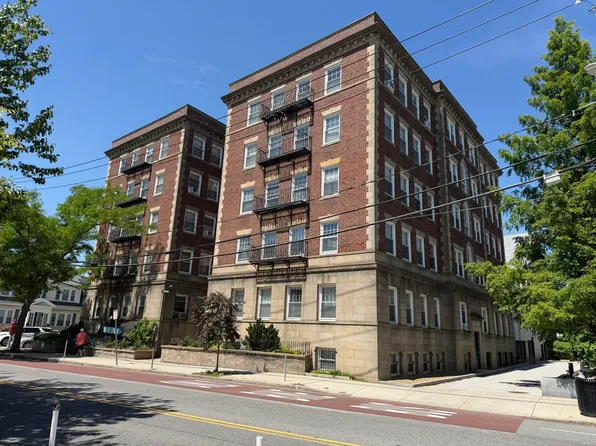 36 College Ave, Somerville, MA 02144
