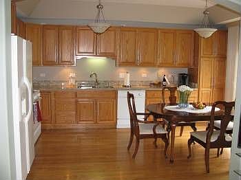 5th image of 907 Westfield Ln