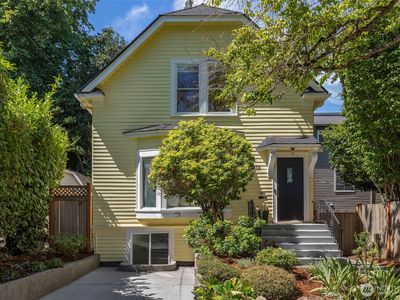 2815 8th Avenue W, Seattle, WA, 98119