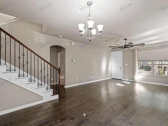 3rd image of 4416 Blackjack Oak Dr