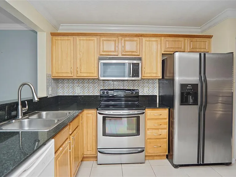 6617 Winfield Blvd #4-1 — Photo 2