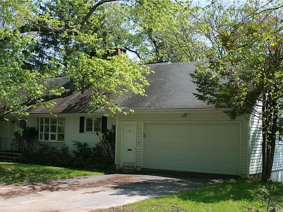 2nd image of 6 Highland Dr