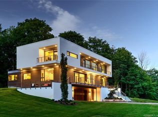 316 N Wilton Rd, New Canaan, CT 06840