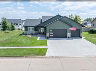 210 Elm St, Sloan, IA 51055