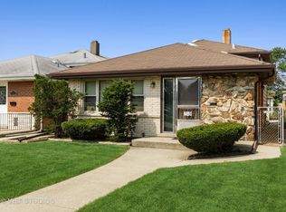 7518 Lockwood Ave, Burbank, IL