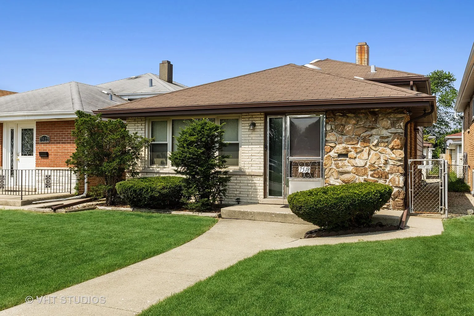 7518 Lockwood Ave photo 1