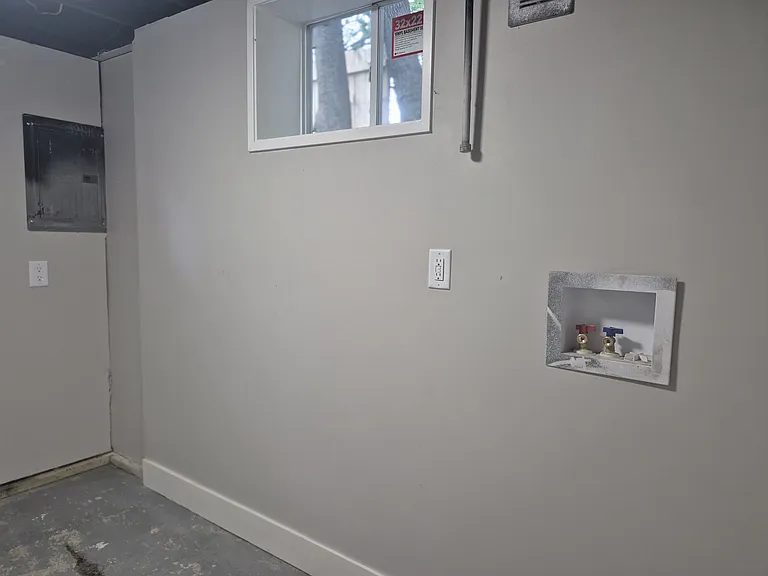 4545 Tyler St — Photo 10