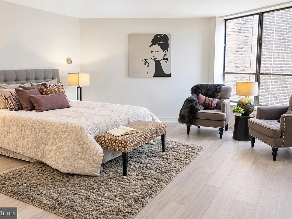 224 W Rittenhouse Sq #30-2803