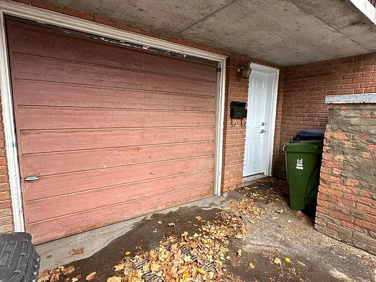 45 Baroness Cres #BASEMENT — Photo 8