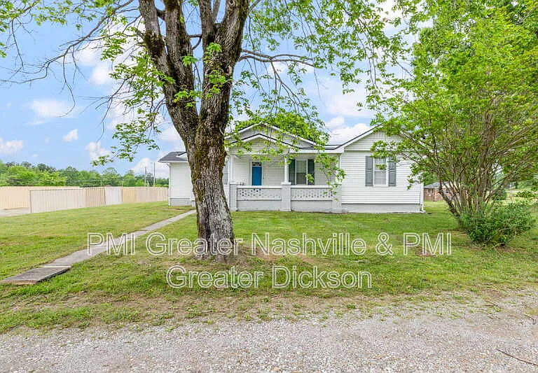 4859 Highway 100 — Photo 2