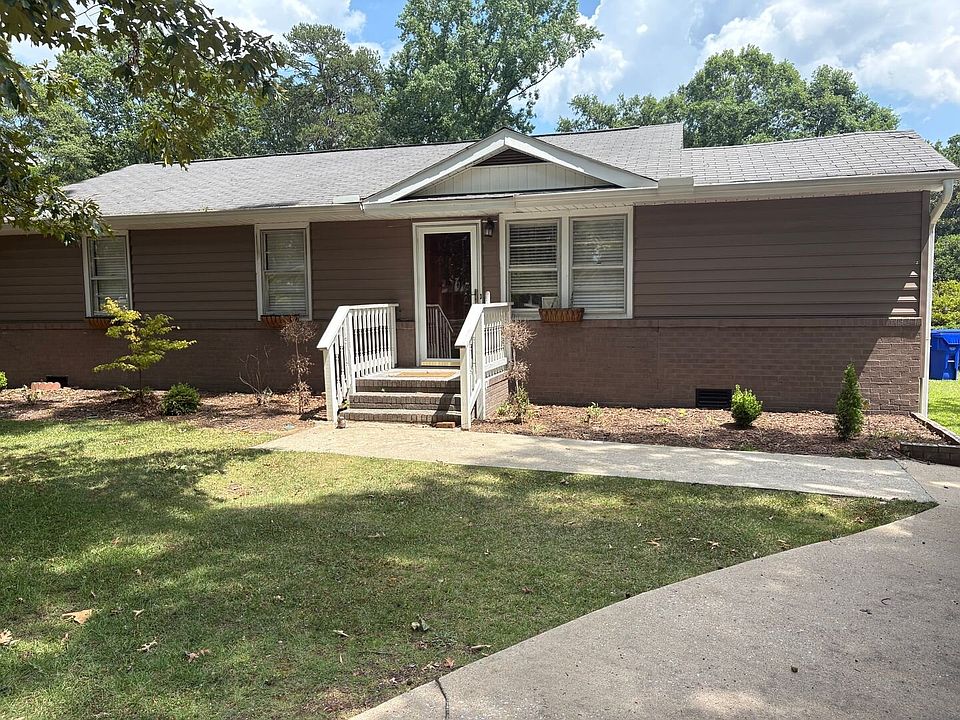 1st image of 103 Fairlane Cir