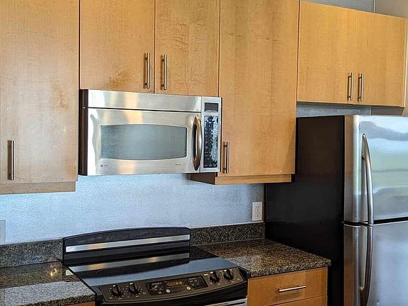 4th image of 425 Chapel St SW APT 1407