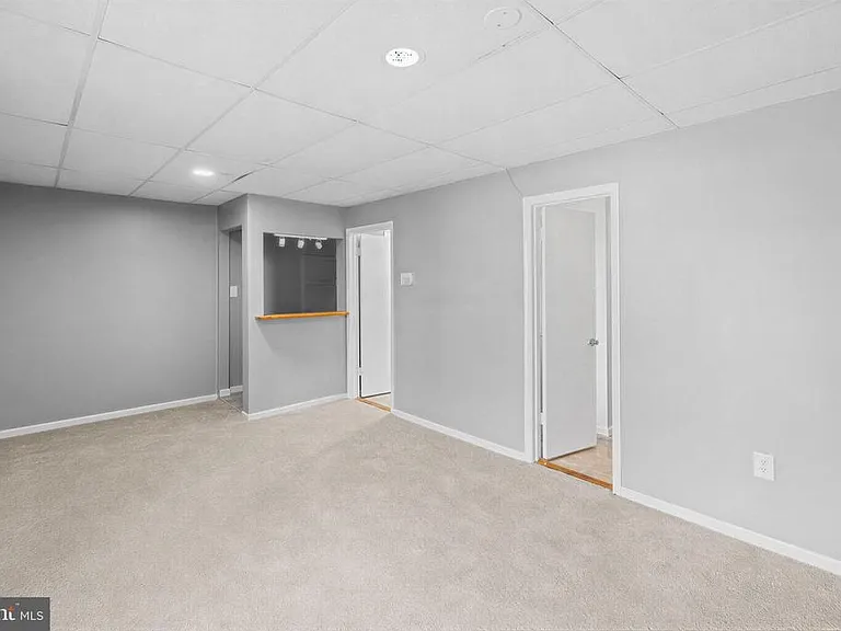 743 Saint Michaels Dr — Photo 30