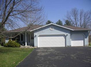 414 Lamplighter Loop SE, Poplar Grove, IL 61065