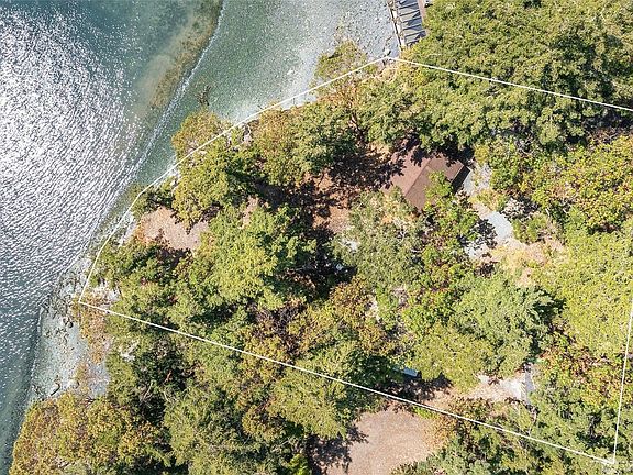 4th image of 6998 Deer Harbor Rd