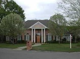 102 Oakforest Dr, Lafayette, LA 70501
